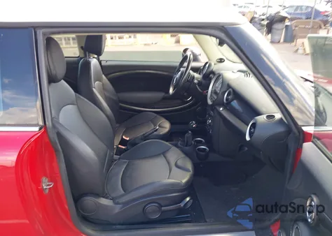 2011 Mini Cooper S z USA, uszkodzony, nr VIN WMWSV3C56BTY13330